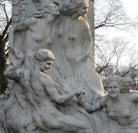 仿木混凝土雕塑